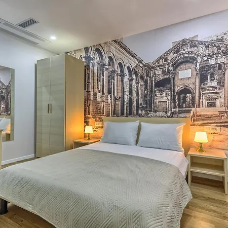 Urban Πανσιόν 3*
