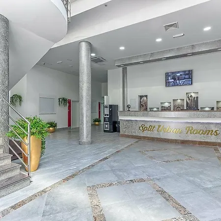 Urban Πανσιόν Σπλιτ